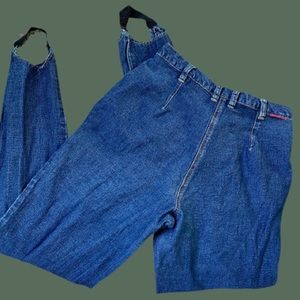 Gloria Vanderbilt mom jeans